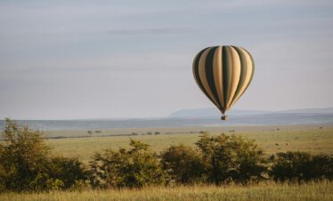 Hot air balloon in Maasai Mara national reserve, Kenya